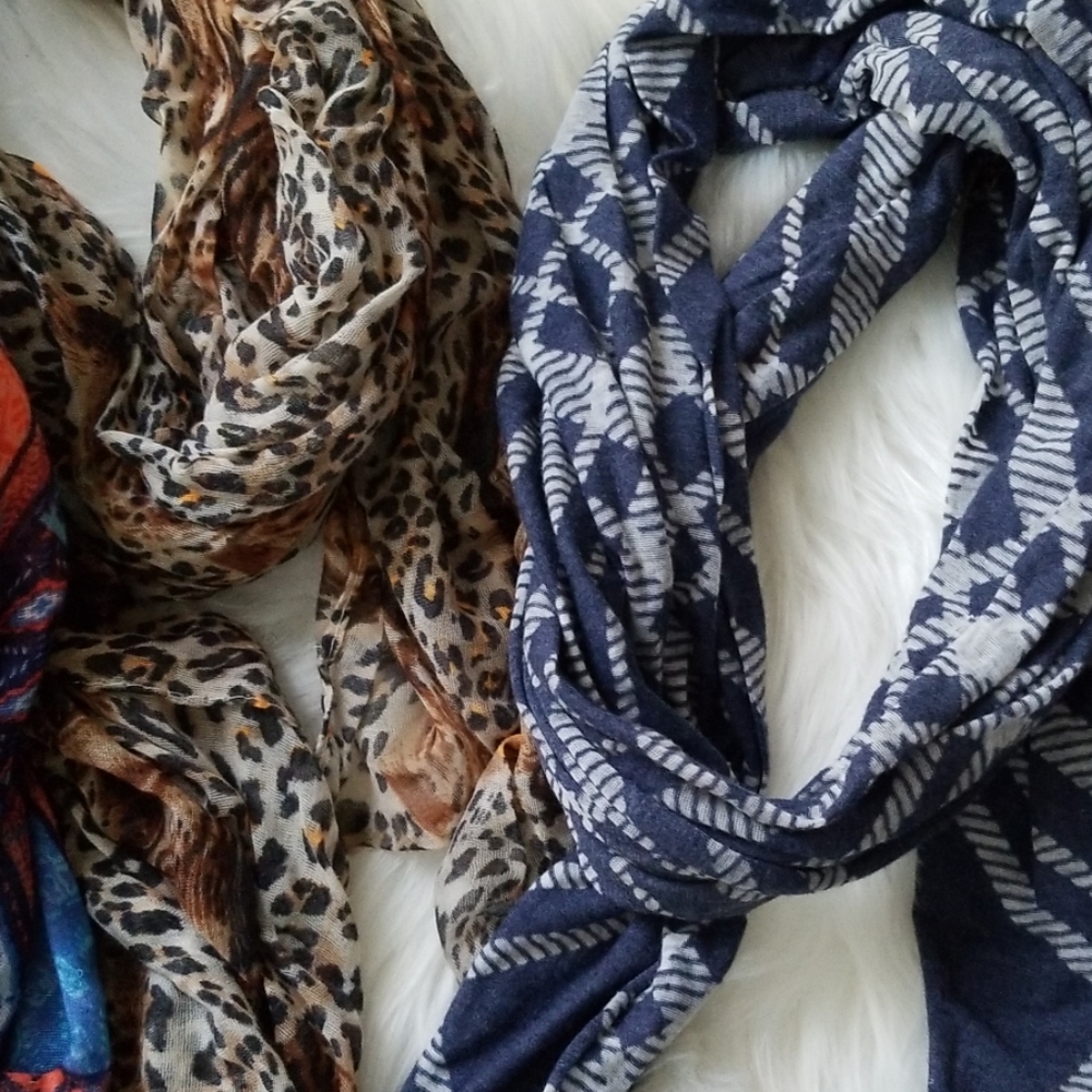 Scarve  bundle - Picture 3 of 3